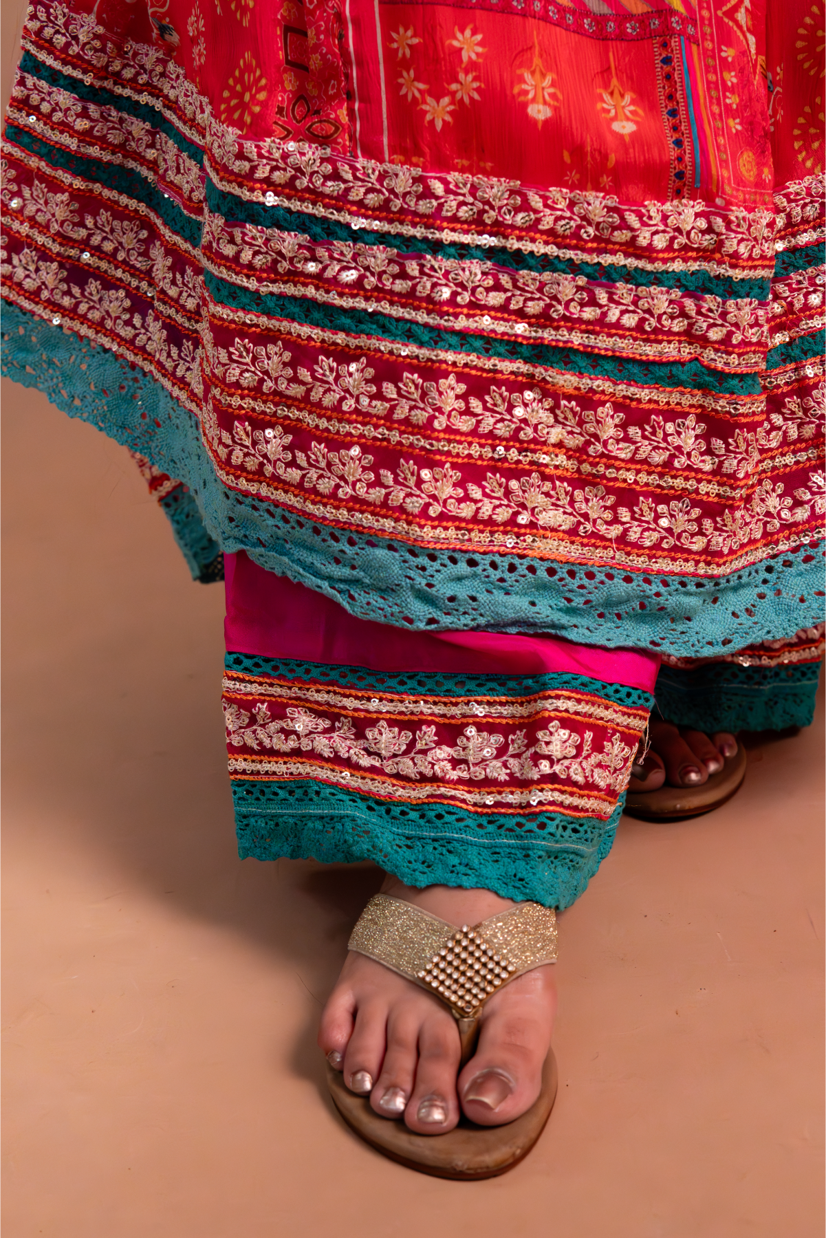 Red/Pink Multicolor Chinnon Suit - Set of 3